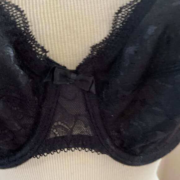 Goddess Lace Bra Size 34C Black Underwire Unlined See Through Sexy NWOT - Picture 3 of 12